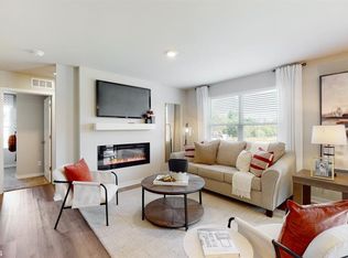 11014 E Ridge Ct, Peculiar, MO 64078