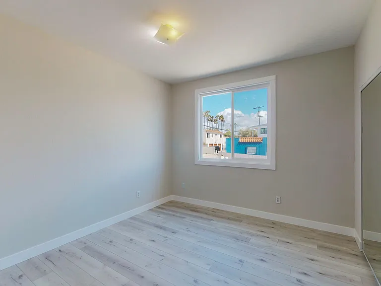 192 Imperial Beach Blvd — Photo 26