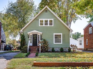3800 Napanee Rd, Brownsboro Village, KY 40207
