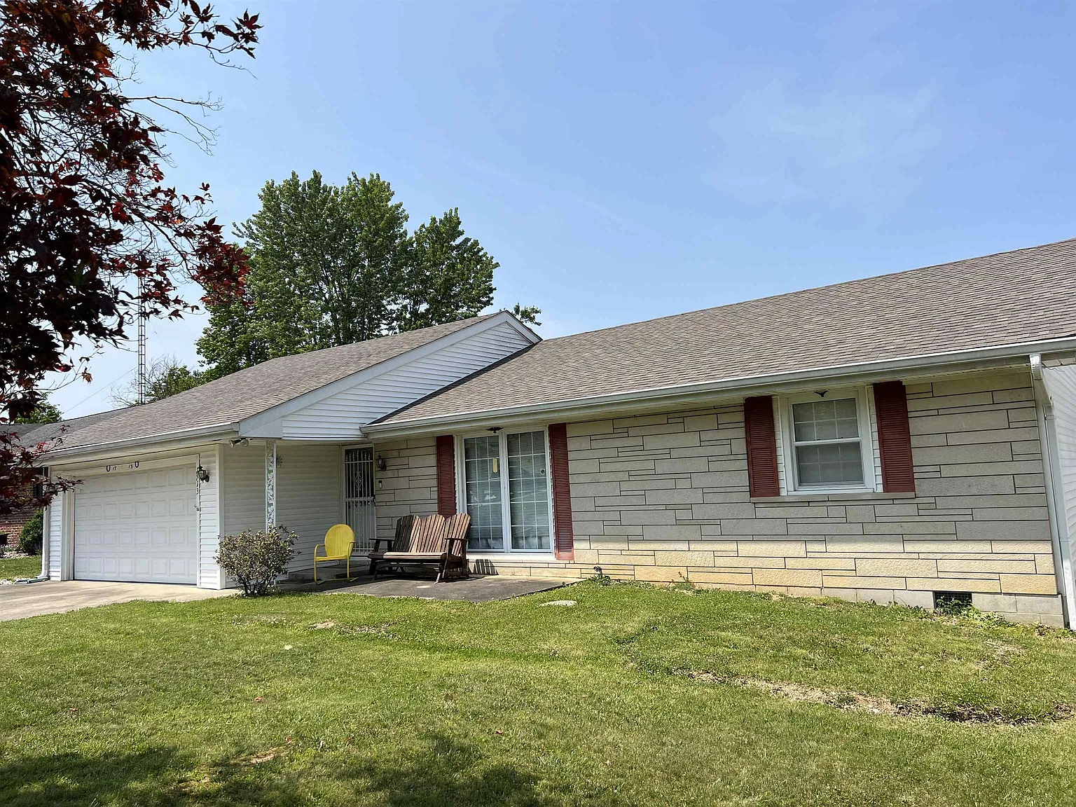 1713 Windwood Dr photo 1