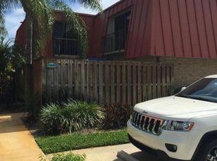 3187 Gardens East Dr, Palm Beach Gardens, FL 33410