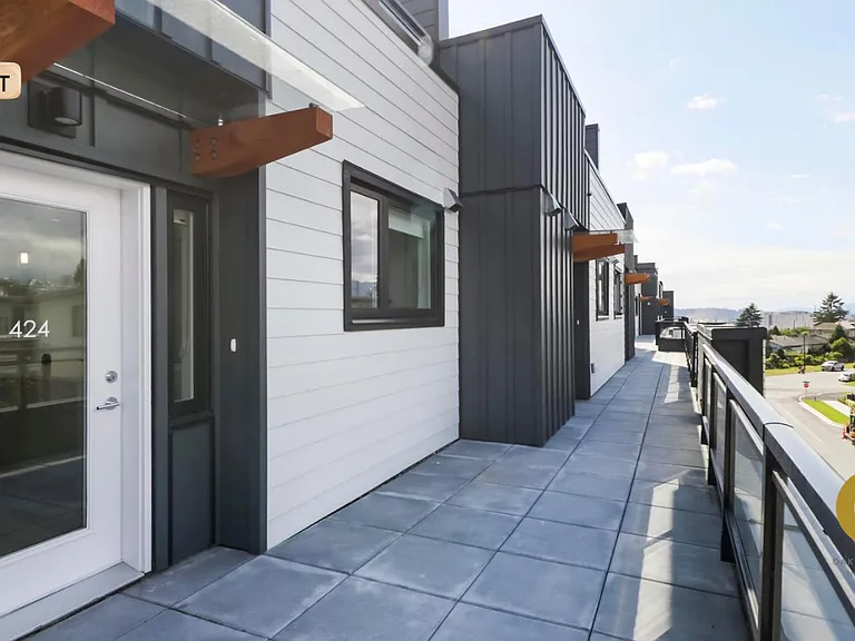 525 E 2nd St #424 — Photo 3