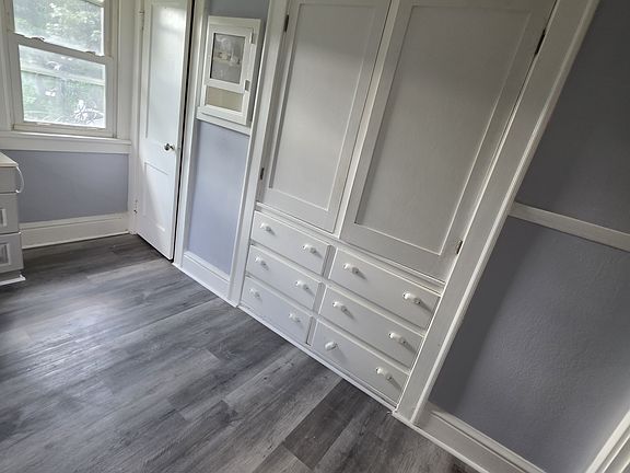 5th image of 109 Edgett St