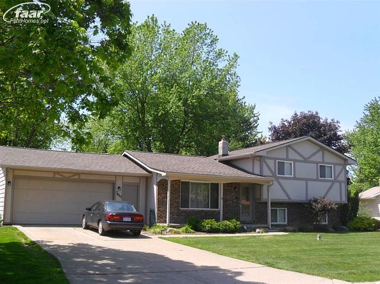 1st image of 7450 Ironwood Dr