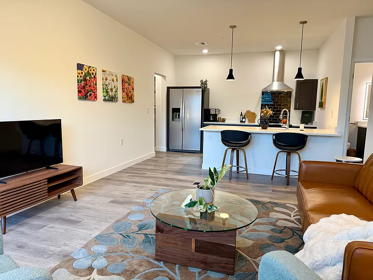Point Gardens Apartments — Photo 29