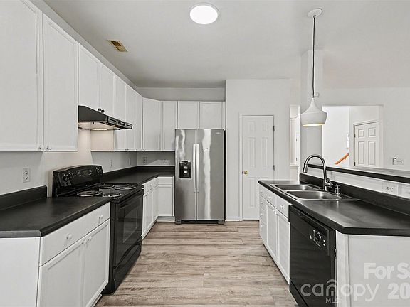 4th image of 5041 Prosperity Ridge Rd
