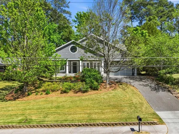 1265 Jody Ln NE, Atlanta, GA 30329