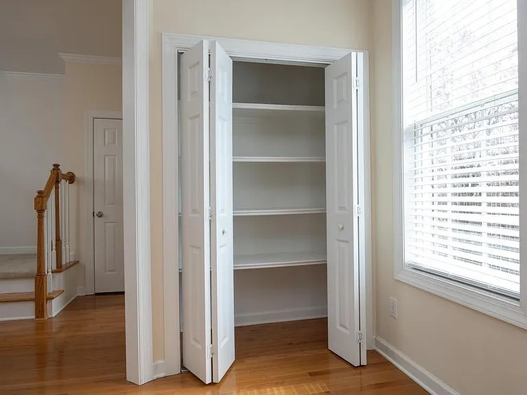 335 Bridgegate Dr — Photo 12