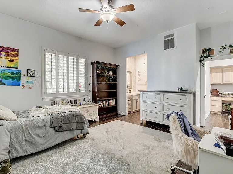 7417 Doe Ave — Photo 48