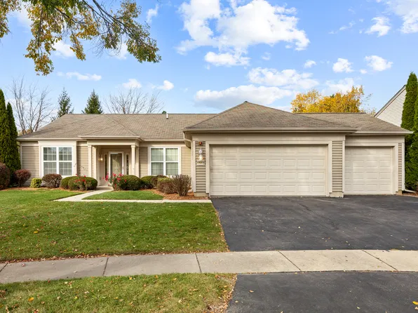 13147 Silver Birch Dr, Huntley, IL 60142