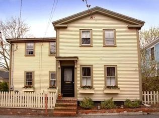 19 Ship St, Newburyport, MA 01950