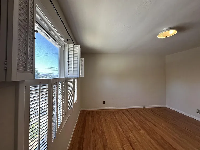 346 Rolling Hills Ave — Photo 17