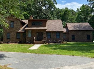 16 Waite Dr, Savannah, GA 31406