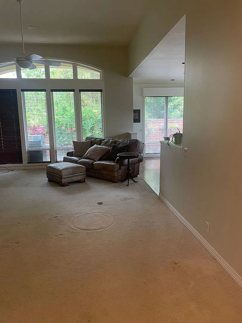 16127 NW Birdie Lane ~ Immaculate Home in Claremont 55+ Community — Photo 4