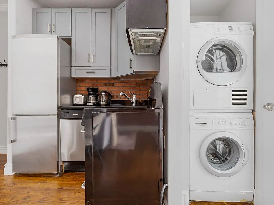 2nd image of 326 E 35th St APT 53