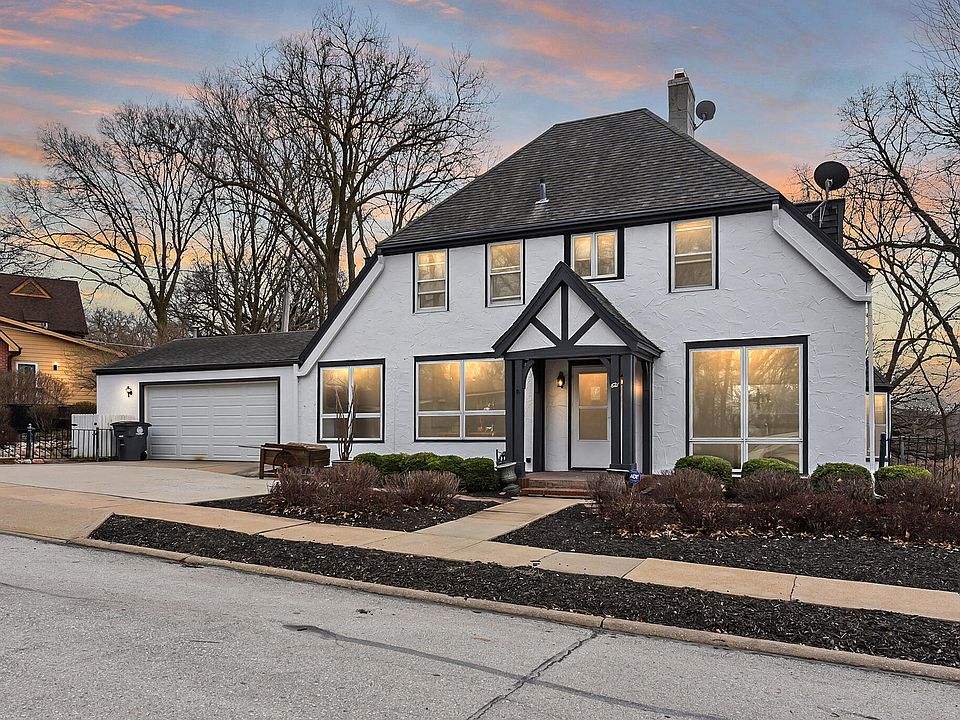 1st image of 621 Forest Dr