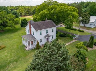 996 White Oak Rd, Fredericksburg, VA 22405