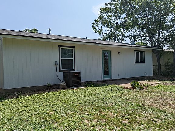 2nd image of 1203 Kathey Dr
