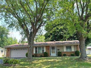 919 Hile Ln, Englewood, OH 45322