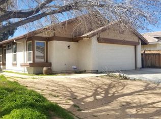 2708 Fairfield Ave, Palmdale, CA 93550