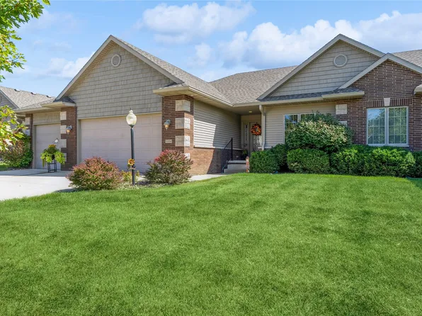5551 NW 3rd Ct, Des Moines, IA 50313