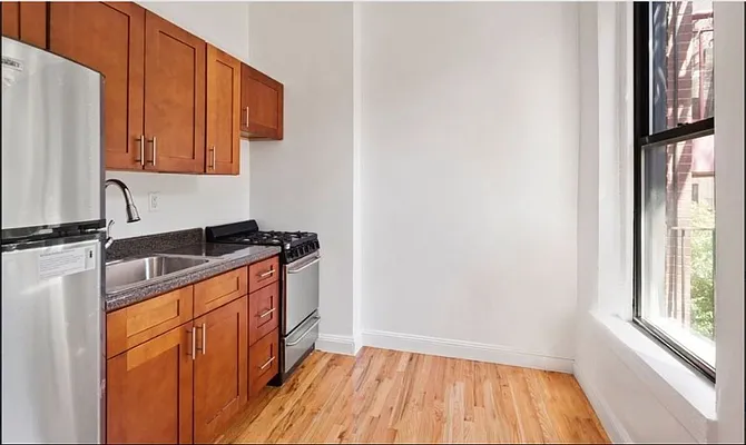 Rented by Compass | media 7