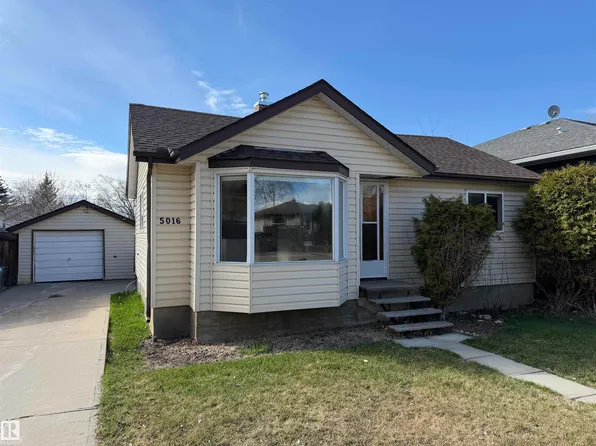 5016 53rd St, Barrhead, AB T7N 1E8