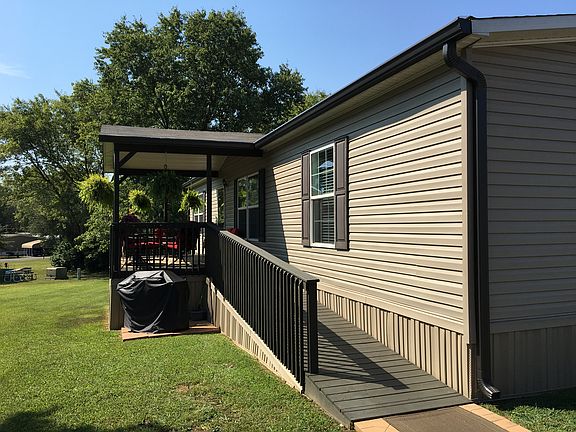 3rd image of 5810 Berdene Cir