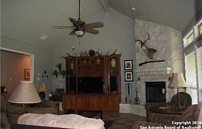 4th image of 5690 Arroyo Luis Dr