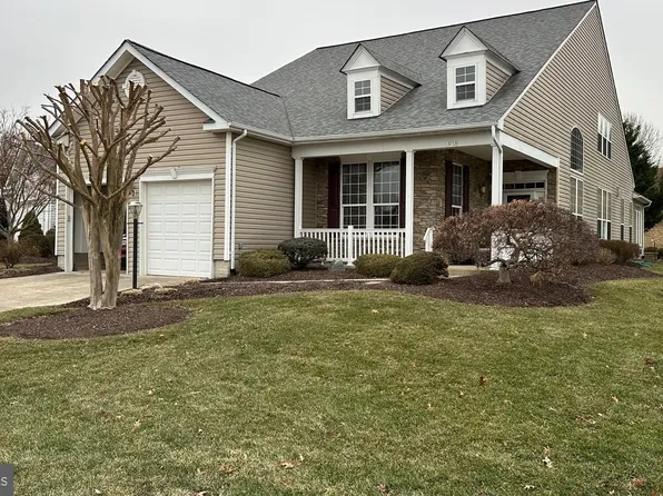3753 Russett Maple Ct, Dumfries, VA 22025