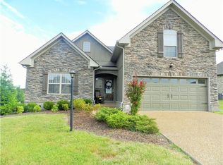 325 Sword Ln, Mount Juliet, TN 37122