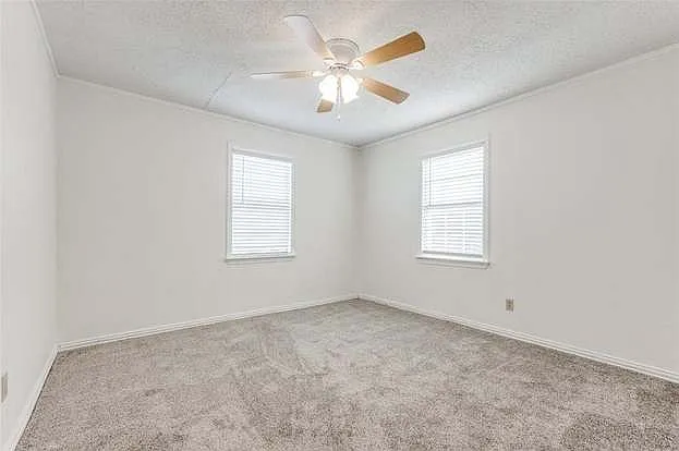 2528 Private Road 5101 — Photo 7