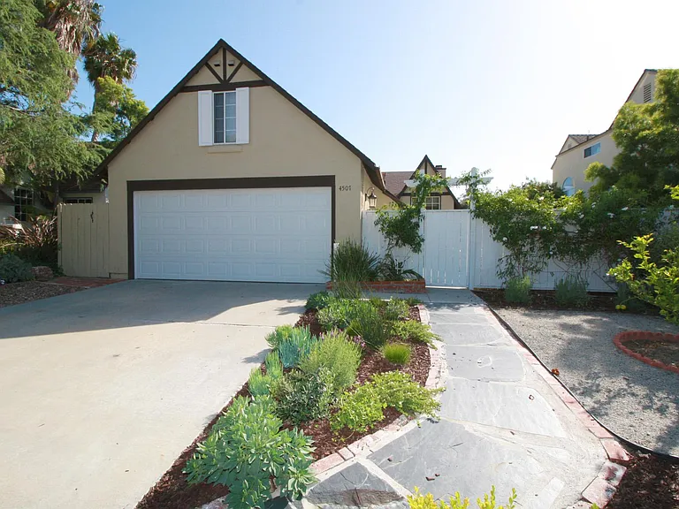 4507 Saint George Ct — Photo 1
