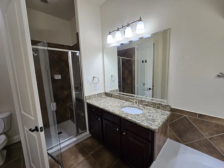7924 Osborn Pkwy — Photo 11