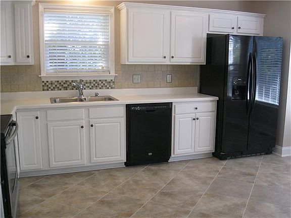 4th image of 359 Allgrin Ct