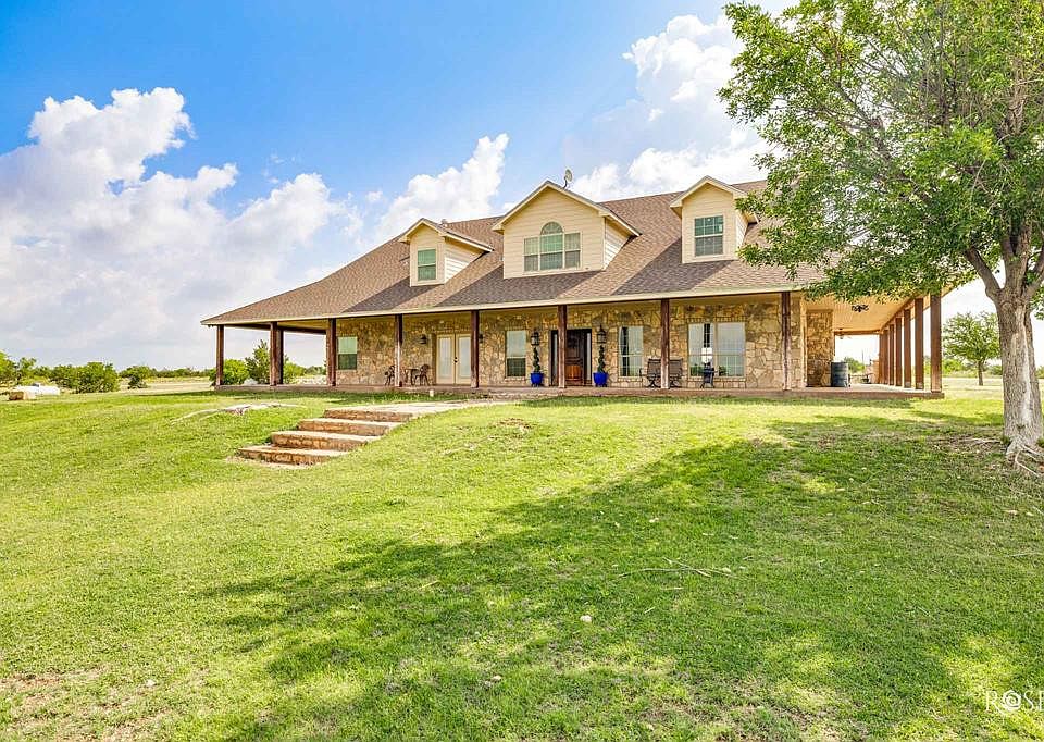 1st image of 2799 Ridge Ln