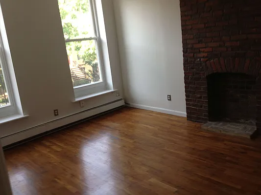 Rented by Owner | media 12