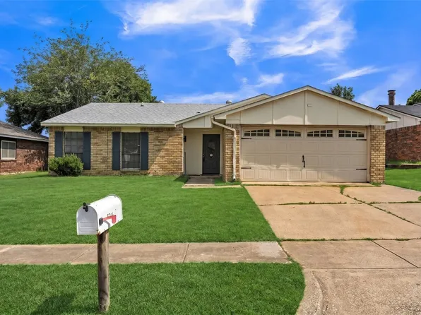 6705 Greenfield Dr, Arlington, TX 76016