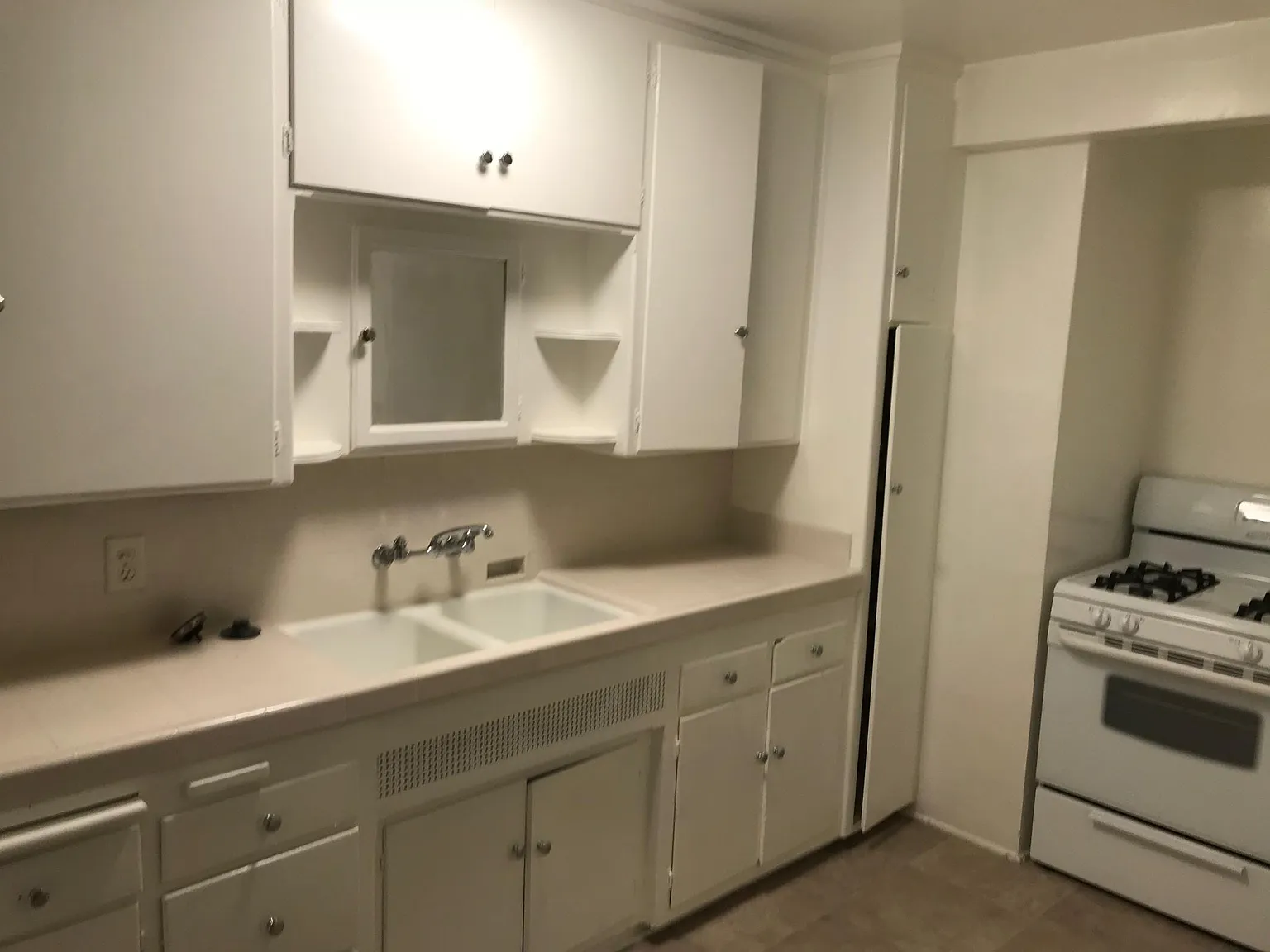 2 bed, 1500 sqft, $2,650 — Photo 4