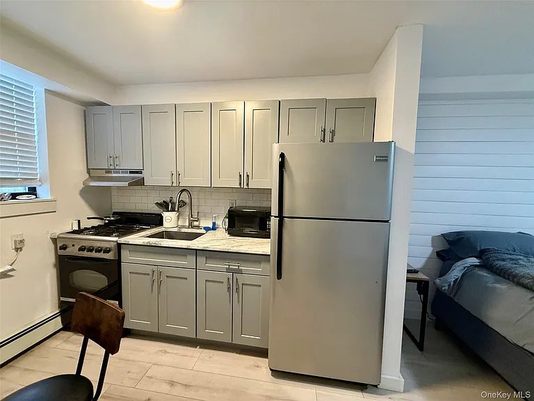 65 W Broadway #2G — Photo 7