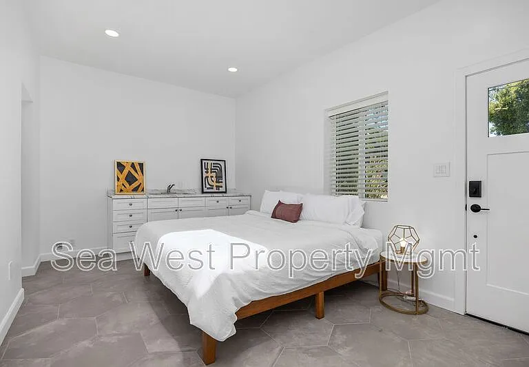 778 Del Riego Ave — Photo 12