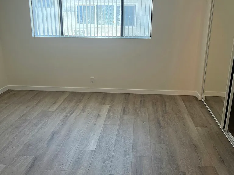 14328 Addison St #6 — Photo 2