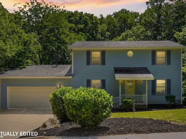 10591 Rolling Hills Dr, Burlington, IA 52601