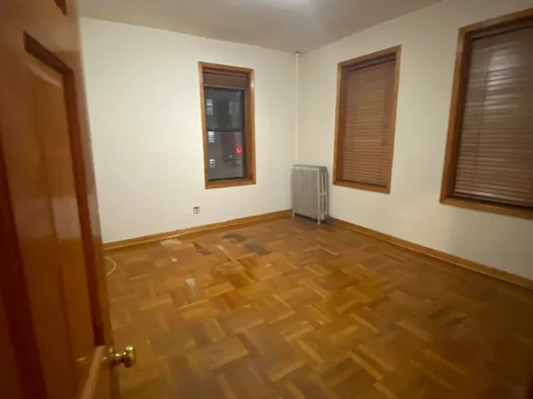 2006 Benson Avenue image 1 of 5