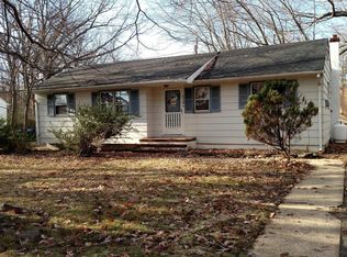 510 Monmouth Rd, Millstone Township, NJ 08510