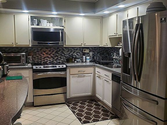5th image of 804 Cypress Grove Ln APT 309