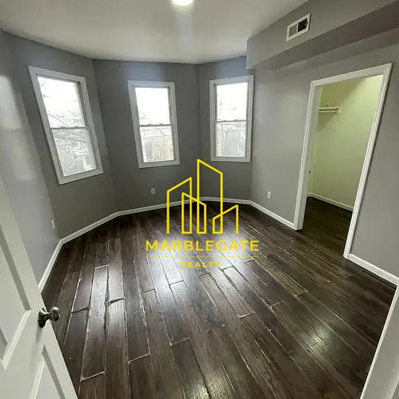 748 S 16th St #22 — Photo 2