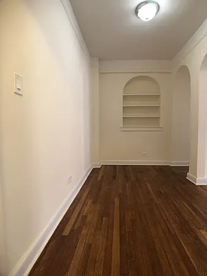 Rented by Kew Forest Realty Inc | media 3