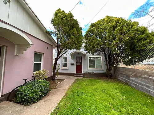 Rainbow Row Photo 1