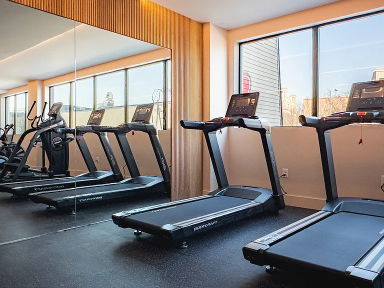 649 Hart St #5K — Photo 13